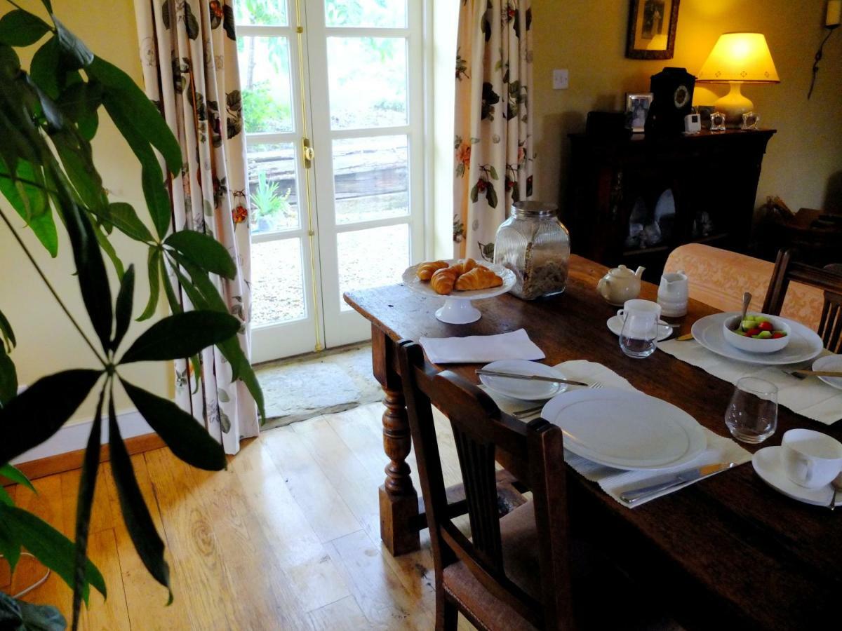 Home Barn Bed And Breakfast Yeovil Exterior photo
