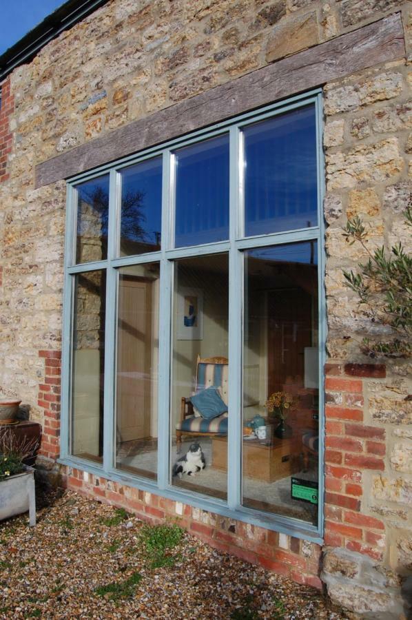 Home Barn Bed And Breakfast Yeovil Exterior photo